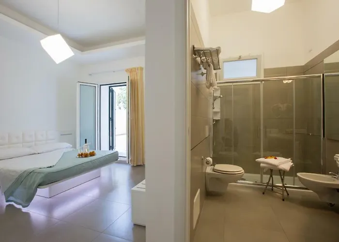 Hyencos Callyon Hotel