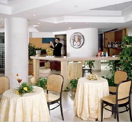 Hotel Hyencos Callyon Torre San Giovanni Ugento
