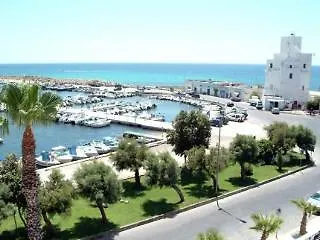 Hyencos Callyon Hotel