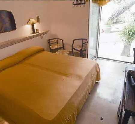 Hyencos Callyon Hotel