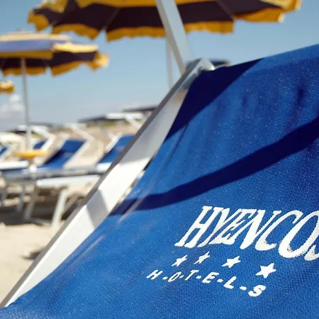 Hyencos Callyon Hotell Torre San Giovanni Ugento